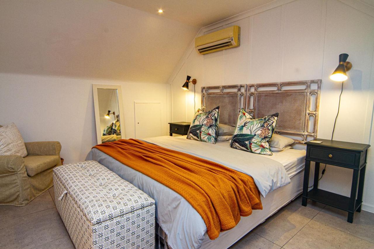 Shelbourne Lodge *
